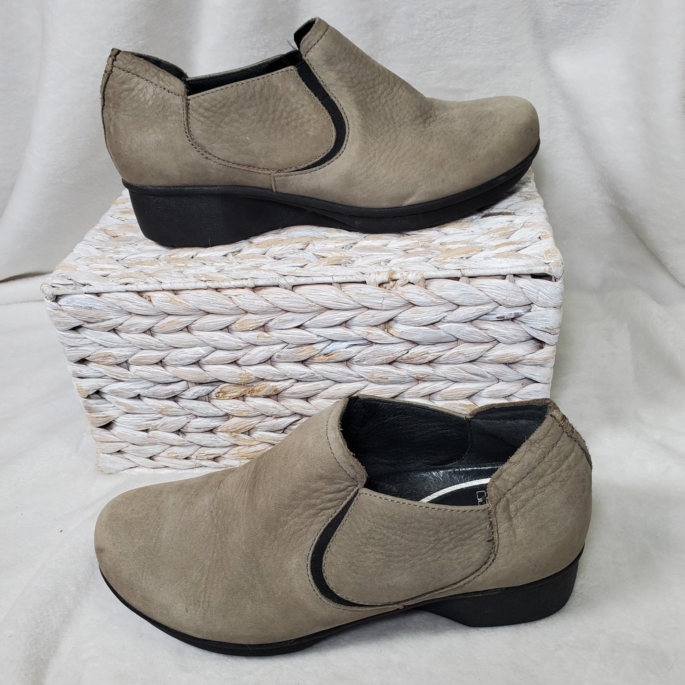 DANSKO Minimalist Grey Nubuck Leather Clogs Shoes Slip On Size 8.5/39 Comfort